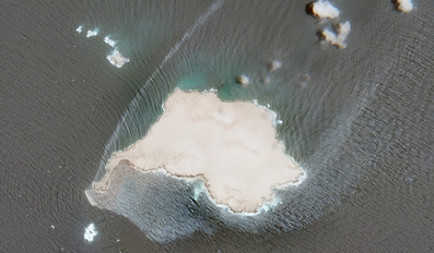 Oman Says Oil Spill From Grounded Sanctioned Tanker Spreads Across 400 Square Kilometres